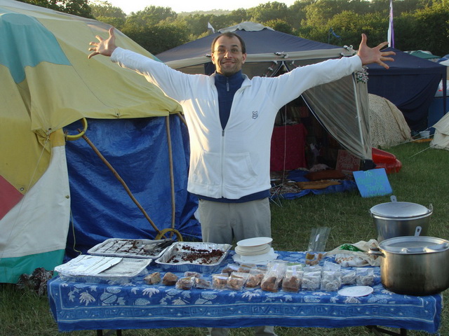 "The cakes are THIS good!" says Giridhari Prabhu!